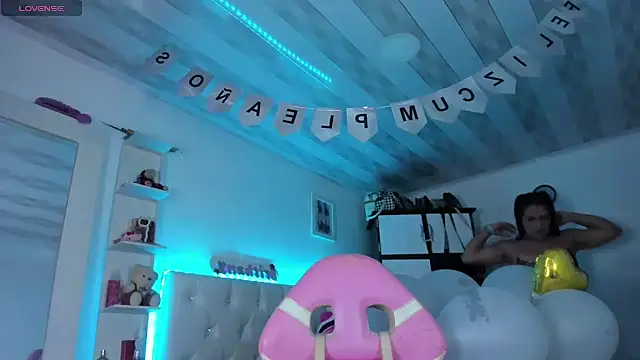 briitany hot online show from February 9, 2025, 10:43 pm