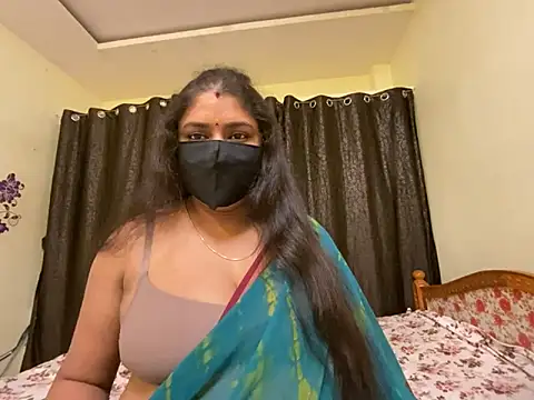 Snapshot of Love_4Sex chatting on January 20, 2025, 5:37 am Love 4Sex online show from January 20, 2025, 5:37 am