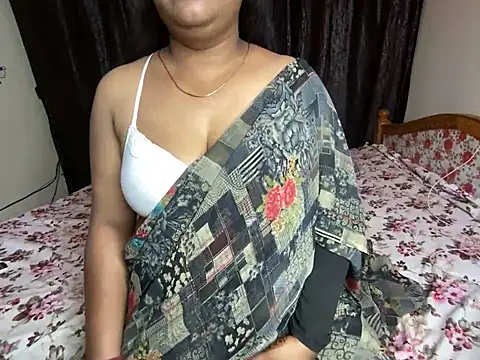 Snapshot of Love_4Sex chatting on January 28, 2025, 5:43 am Love 4Sex online show from January 28, 2025, 5:43 am