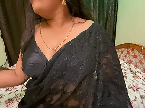 Snapshot of Love_4Sex chatting on February 14, 2025, 10:28 am Love 4Sex online show from February 14, 2025, 10:28 am