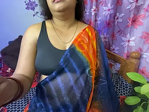 Snapshot of Love_4Sex chatting on March 11, 2025, 5:38 am Love 4Sex online show from March 11, 2025, 5:38 am