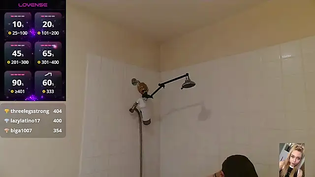 Snapshot of Blondiewithanass chatting on October 30, 2025, 11:38 pm Blondiewithanass online show from October 30, 2025, 11:38 pm