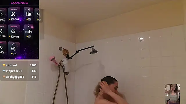 Snapshot of Blondiewithanass chatting on November 26, 2025, 11:17 pm Blondiewithanass online show from November 26, 2025, 11:17 pm