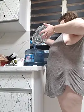 cindybbwsquirt online show from September 19, 2025, 4:14 am