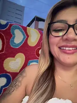 Snapshot of DIANITA_1988 chatting on January 15, 2025, 11:08 pm DIANITA 1988 online show from January 15, 2025, 11:08 pm