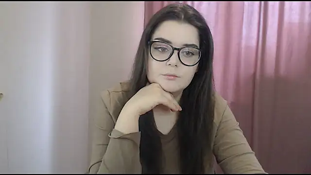 Snapshot of ohhhMie chatting on February 27, 2025, 12:23 pm ohhhMie online show from February 27, 2025, 12:23 pm