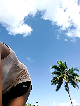 Snapshot of Luna-Natural chatting on November 6, 2025, 3:24 pm Luna-Natural online show from November 6, 2025, 3:24 pm