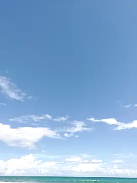 Snapshot of Luna-Natural chatting on November 19, 2025, 4:18 pm Luna-Natural online show from November 19, 2025, 4:18 pm