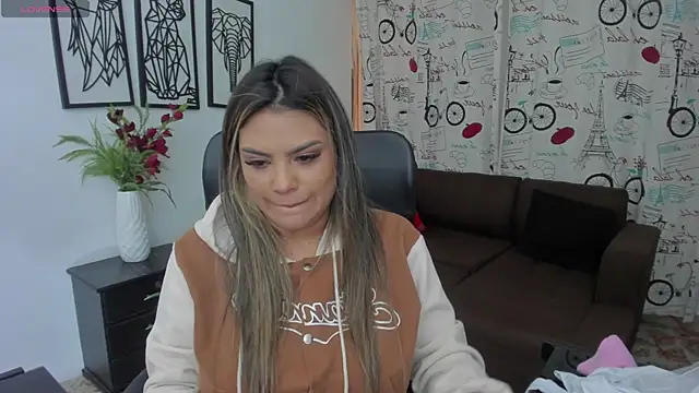 Snapshot of sweetfabianaxl chatting on February 21, 2025, 7:43 pm sweetfabianaxl online show from February 21, 2025, 7:43 pm