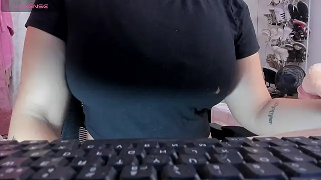 Snapshot of sweetfabianaxl chatting on September 30, 2025, 7:41 pm sweetfabianaxl online show from September 30, 2025, 7:41 pm