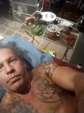 Snapshot of trucker1979 chatting on October 6, 2025, 12:24 pm trucker1979 online show from October 6, 2025, 12:24 pm