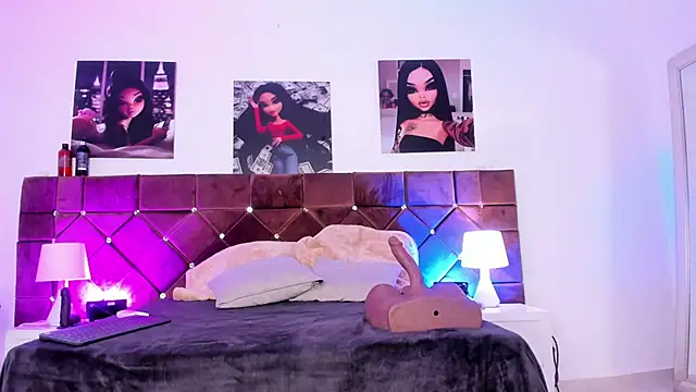 Snapshot of Ariana_lopezz chatting on March 22, 2025, 12:35 pm Ariana lopezz online show from March 22, 2025, 12:35 pm