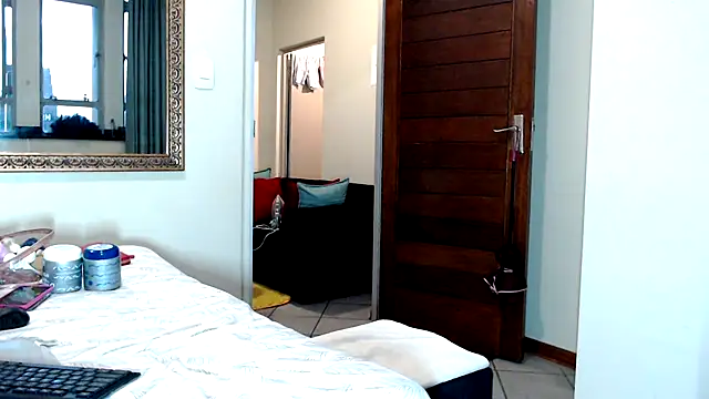 Snapshot of FitSelina66 chatting on March 2, 2025, 4:32 pm FitSelina66 online show from March 2, 2025, 4:32 pm