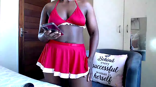 Snapshot of FitSelina66 chatting on March 22, 2025, 8:51 am FitSelina66 online show from March 22, 2025, 8:51 am