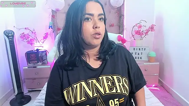 LillyCandy online show from March 2, 2025, 10:05 pm