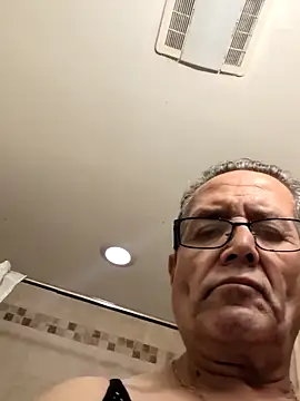 bobby69cock online show from February 13, 2025, 5:01 pm