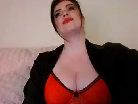Snapshot of EmilyBlue chatting on December 19, 2024, 10:42 pm EmilyBlue online show from December 19, 2024, 10:42 pm