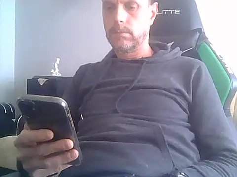 boran34 online show from December 21, 2025, 10:33 am