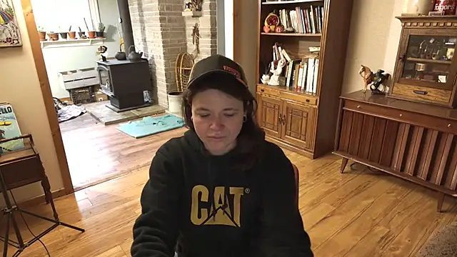 Snapshot of MarcyJones chatting on November 15, 2025, 2:57 pm MarcyJones online show from November 15, 2025, 2:57 pm