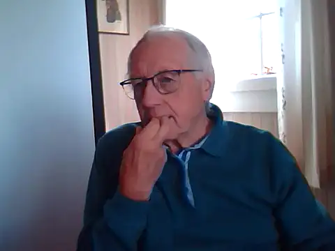 johnjohn622662 online show from September 16, 2025, 9:43 am