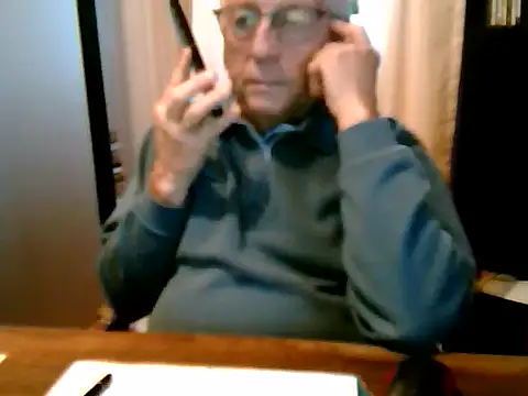 johnjohn622662 online show from November 5, 2025, 4:18 pm