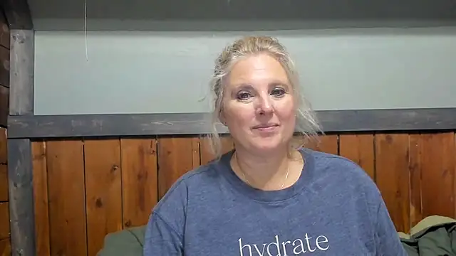 Snapshot of lisaxlovexxx chatting on September 12, 2025, 5:57 pm lisaxlovexxx online show from September 12, 2025, 5:57 pm