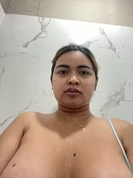 Snapshot of Bombshell_Ashy chatting on March 2, 2025, 3:05 pm Bombshell Ashy online show from March 2, 2025, 3:05 pm