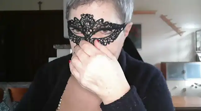 Snapshot of simona60 chatting on February 22, 2025, 2:19 pm simona60 online show from February 22, 2025, 2:19 pm