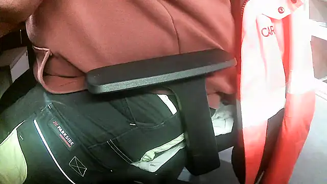 Snapshot of Cygnus58topchef chatting on October 27, 2025, 11:14 am Cygnus58topchef online show from October 27, 2025, 11:14 am