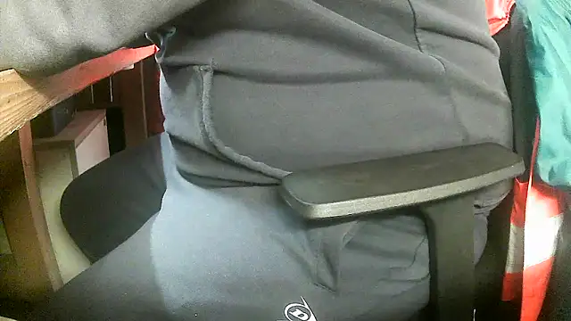 Snapshot of Cygnus58topchef chatting on October 31, 2025, 3:02 pm Cygnus58topchef online show from October 31, 2025, 3:02 pm