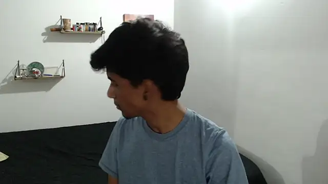 stevenosori online show from February 19, 2025, 11:57 pm