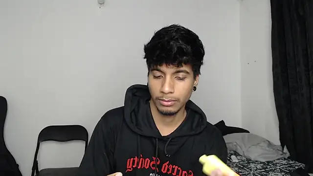 stevenosori online show from October 28, 2025, 2:26 am