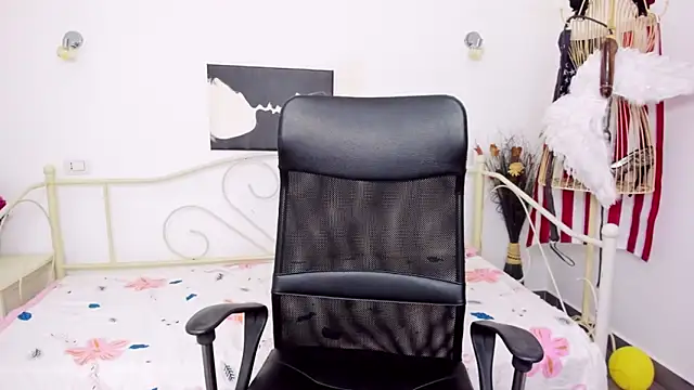 jessystarr online show from February 2, 2025, 4:54 pm