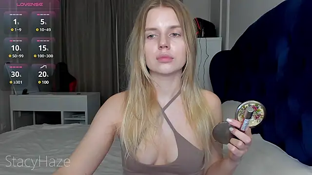 Snapshot of stussy3325 chatting on February 25, 2025, 4:53 pm stussy3325 online show from February 25, 2025, 4:53 pm