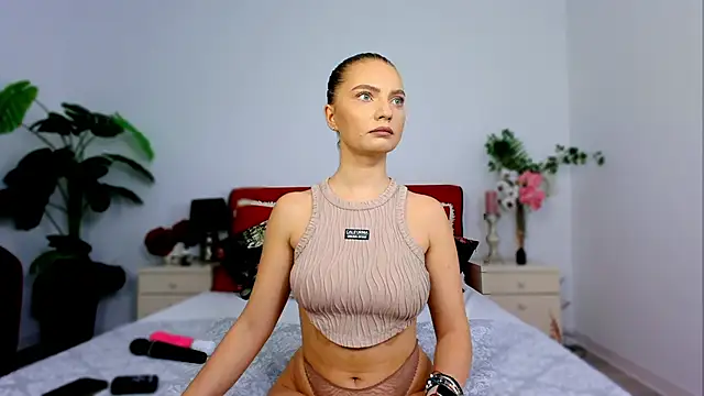 Snapshot of SashaRizz chatting on November 5, 2025, 6:13 am SashaRizz online show from November 5, 2025, 6:13 am