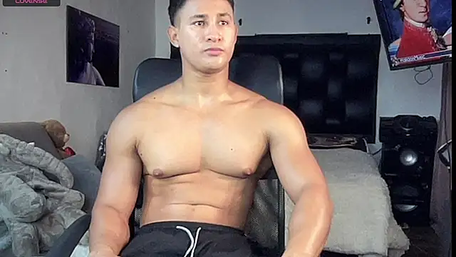 Snapshot of BenjaminCooperk chatting on September 22, 2025, 7:38 pm BenjaminCooperk online show from September 22, 2025, 7:38 pm