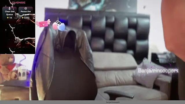 Snapshot of BenjaminCooperk chatting on November 2, 2025, 10:12 pm BenjaminCooperk online show from November 2, 2025, 10:12 pm