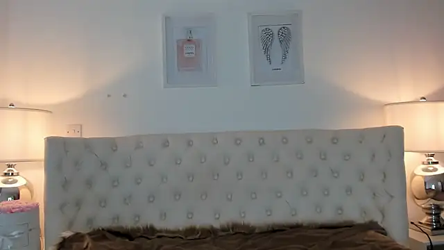 Snapshot of JessicaJames23 chatting on September 16, 2025, 11:44 am JessicaJames23 online show from September 16, 2025, 11:44 am