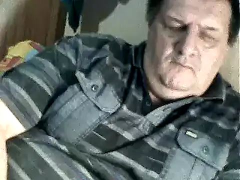 Snapshot of Vyrtous579 chatting on February 15, 2025, 3:28 pm Vyrtous579 online show from February 15, 2025, 3:28 pm