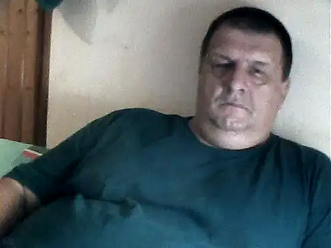 Snapshot of Vyrtous579 chatting on October 10, 2025, 3:44 pm Vyrtous579 online show from October 10, 2025, 3:44 pm