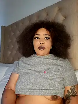 Snapshot of CAMMII_ chatting on January 2, 2025, 8:49 am CAMMII  online show from January 2, 2025, 8:49 am