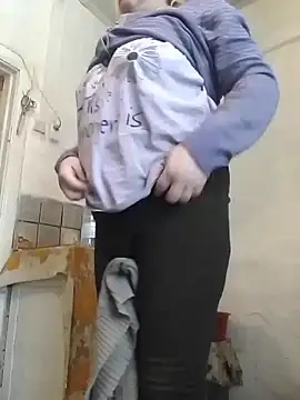 Snapshot of Cerd_Ayaz chatting on February 23, 2025, 8:28 am Cerd Ayaz online show from February 23, 2025, 8:28 am