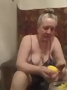 Snapshot of Cerd_Ayaz chatting on February 25, 2025, 2:11 pm Cerd Ayaz online show from February 25, 2025, 2:11 pm