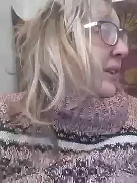 Snapshot of Cerd_Ayaz chatting on March 16, 2025, 10:55 am Cerd Ayaz online show from March 16, 2025, 10:55 am