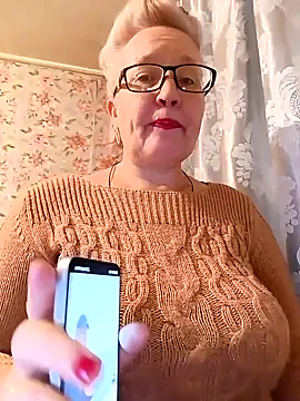 Snapshot of Cerd_Ayaz chatting on November 1, 2025, 4:03 am Cerd Ayaz online show from November 1, 2025, 4:03 am