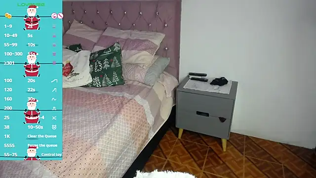 Snapshot of cristin_doll_ chatting on December 27, 2024, 4:36 am cristin doll online show from December 27, 2024, 4:36 am