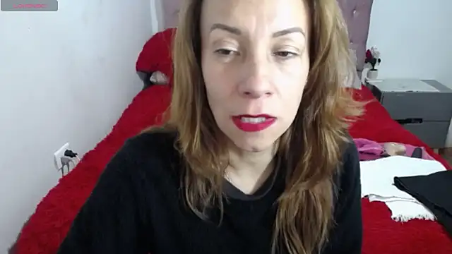 Snapshot of cristin_doll_ chatting on November 9, 2025, 3:43 pm cristin doll online show from November 9, 2025, 3:43 pm