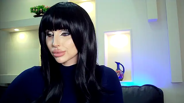 Snapshot of Lady_Joli chatting on November 14, 2025, 8:18 pm Lady Joli online show from November 14, 2025, 8:18 pm