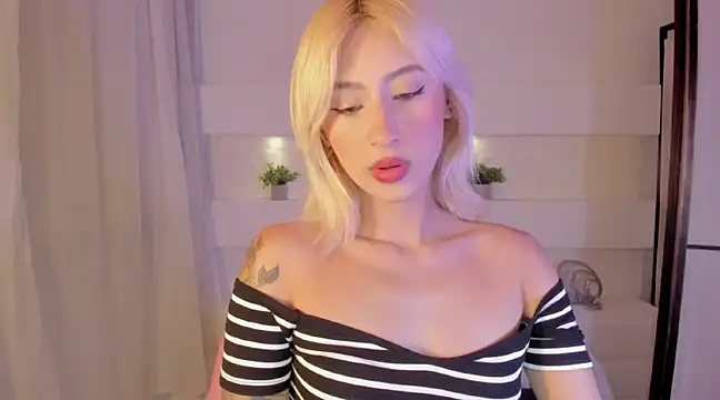 AshleyRoys online show from February 6, 2025, 3:20 pm