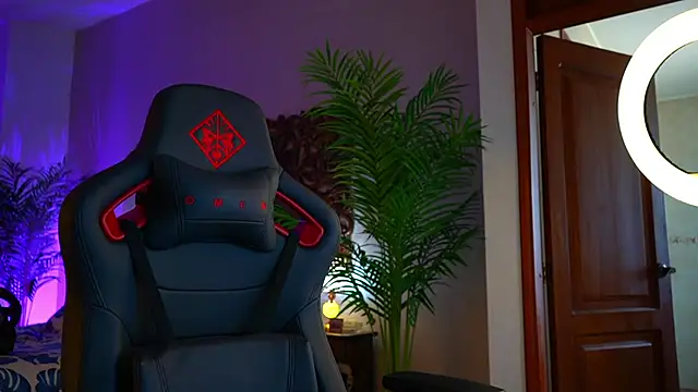 Snapshot of ambarEvans chatting on December 12, 2024, 4:32 pm ambarEvans online show from December 12, 2024, 4:32 pm